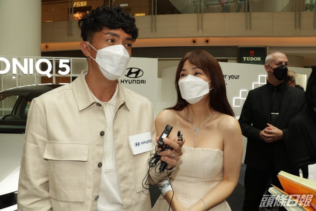 阿聰坦言Kay是家中主人，酬勞當然要上繳。